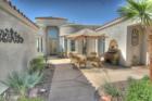 Mountain View Santolina courtyard