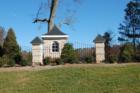 Merriweather
      Faux - Gate House