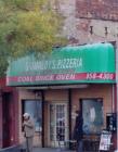 Grimaldi's Pizzeria~ The best pizza in all of New York found right under the Brooklyn Bridge