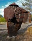 Yard Sculpture on LaCanada north of River