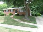 Vienna Woods Neighborhood. Minutes from the Vienna Metro.