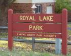 Entrance to Royal Lake Park 