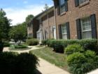 Windgate is a lovely townhouse-condo community just down the block from Shirlington. 