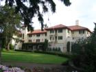 Columbia Gorge Hotel