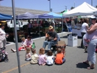 Free, childrens' entertainment at the Manhattan Beach Farmer's Market