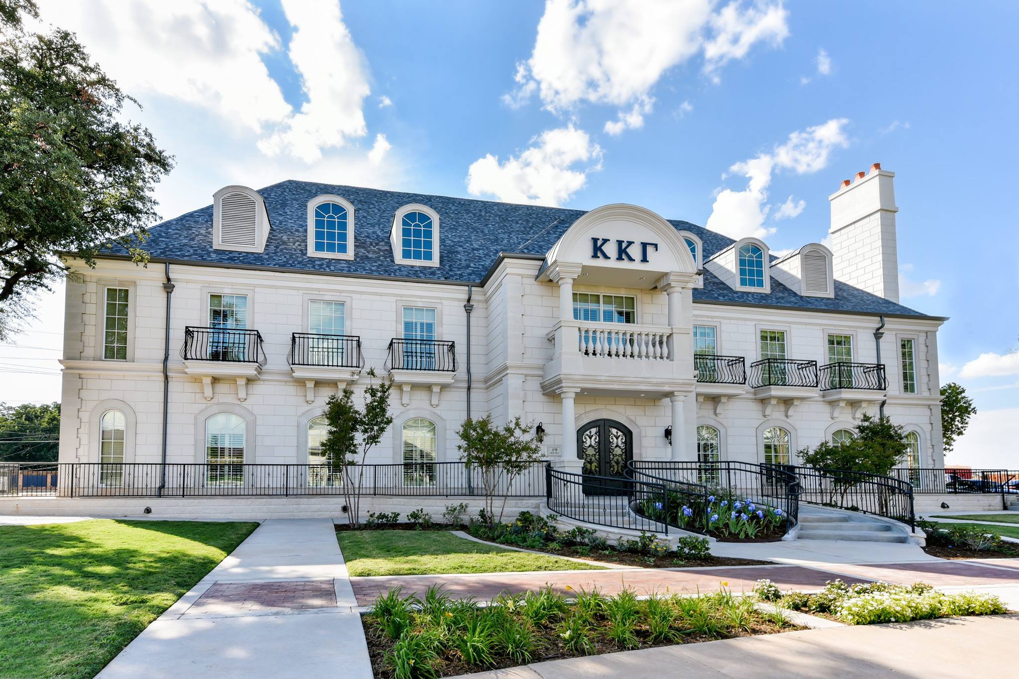 House | Kappa Kappa Gamma at Tech University