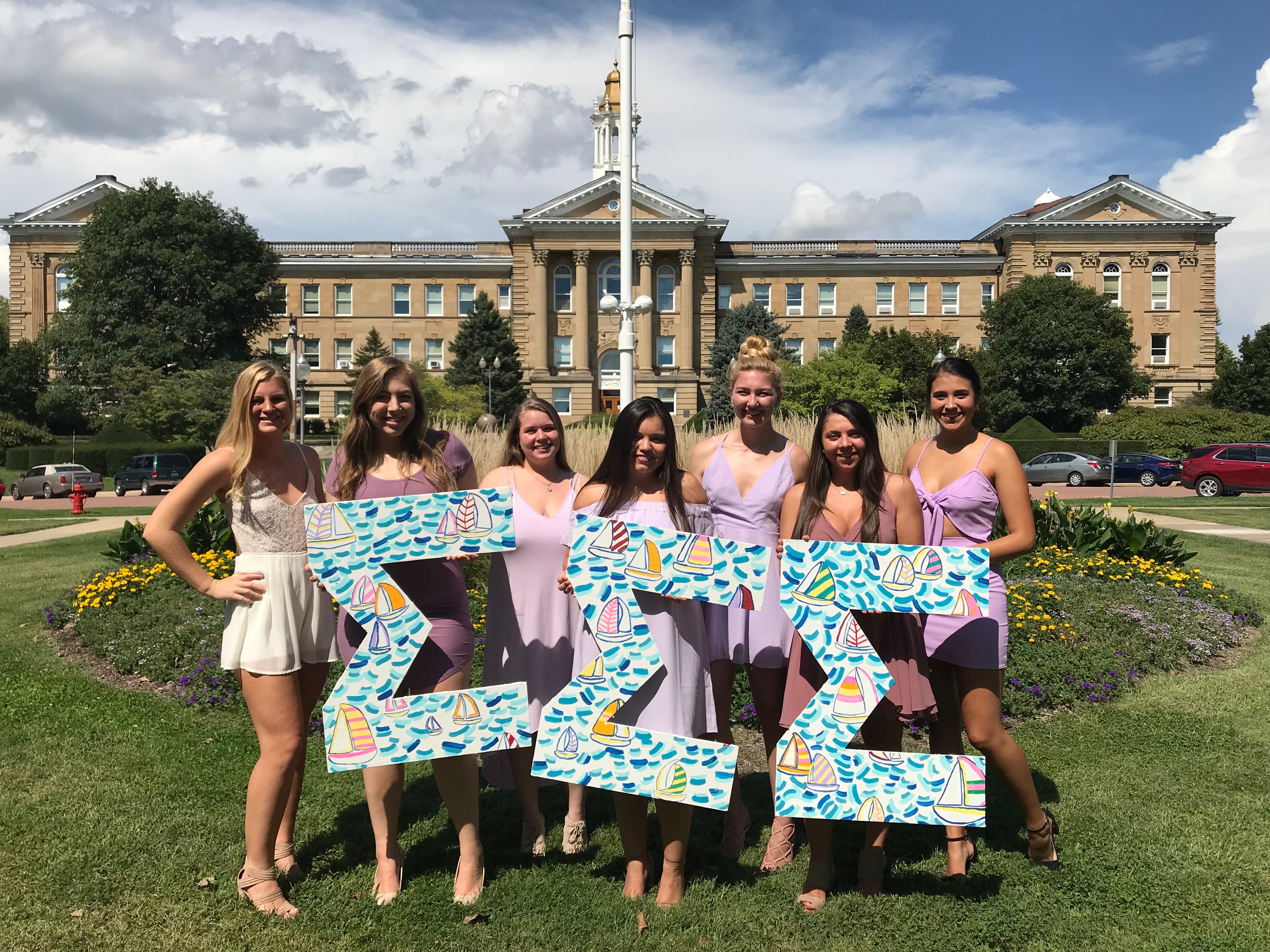 Photo Albums Sigma Sigma Sigma at Western Illinois University