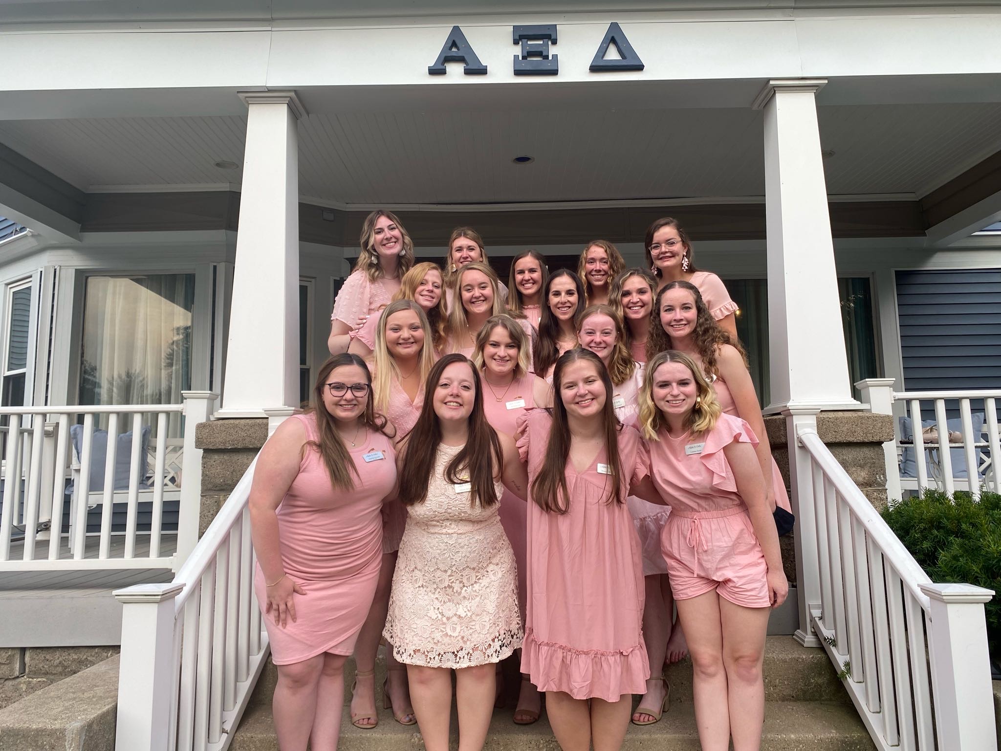 Home Alpha Xi Delta at University of Northern Iowa