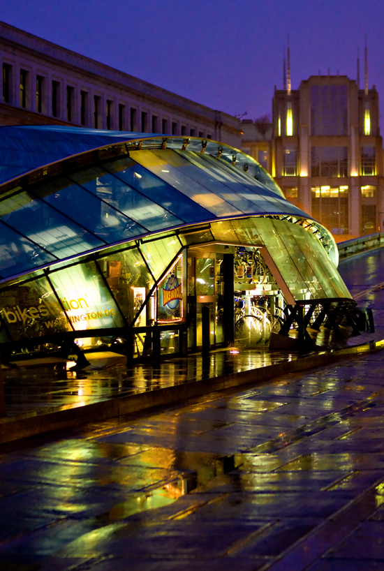 Bikestation DC night rain shot