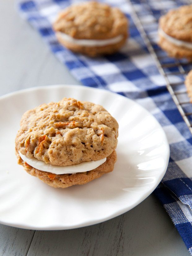 Annie S Eats Carrot Cake Whoopie Pies Annie S Eats Carrot Cake Whoopie Pies