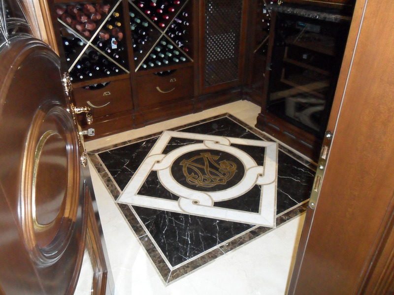 Nave Stone Medallion