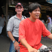 943236388_f00ffd01a4_b_card
