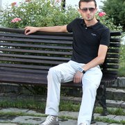 280682_1835229285091_1371211070_31517900_2025365_o_card
