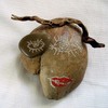 Tipa_di_sasso_con_rossetto_leggermente_sbaffiato_thumb