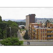 2menwalking01_card