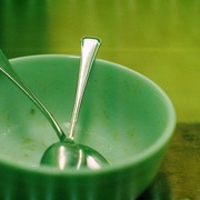 Empty_bowls_empty_stomachs_card
