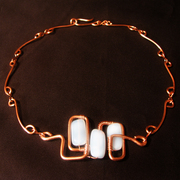 Copper_necklace_with_moon_glass_card