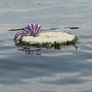Memorial_3_card