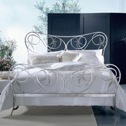 Beds_ophelia_lr_card