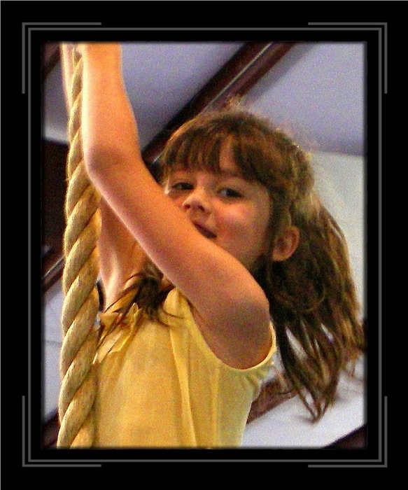 2007-04-28_00-43-53_0036_inset