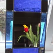 Fish_engraved_mirror_with_tulips_card