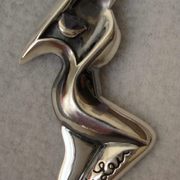 Curves_motherhood_in_silver
