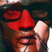 Portrai-of-a-nice-guy-with-glasses_card
