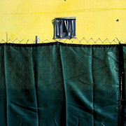 Yellowwall-green-fence-copy_card