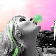 Bubble_gum_girl_web_card