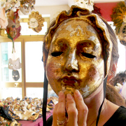 Venice_gold_mask_card