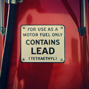 Contains_lead_card