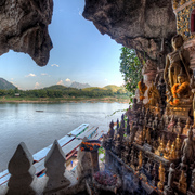 Buddha_caves_card