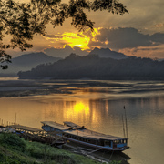 Luang_prabang_sunset_card