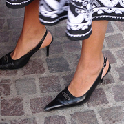 Senorita_s_shoes_copy_card