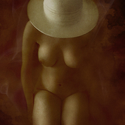 Girl_with_hat_card
