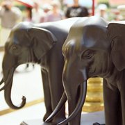 N1572570084_30070861_9276_card