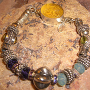 Gorgeous_raised_citrine_clasp_bracelet_card