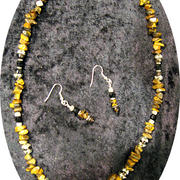 Tigers_eye_fan_necklace-earring_set_002_card