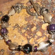 Looks_gold_but_all_sterling_bracelet_card