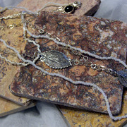 Silver_leaves_pearl_necklace_card