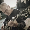 Banjo_player_thumb