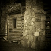 Little_cabin_in_the_woods_card