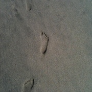 Child_s_footprints_card