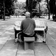 Piano_man_card
