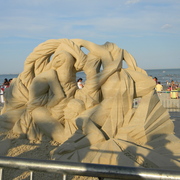 Reverebeachsandcastleexhibit20_card