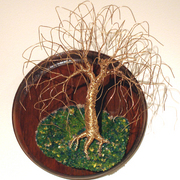 Willow_on_round_base_card