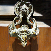 Door_handle_bran_25x39_card
