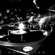 A_turntable_dj_dan_nightclub_muzpix_card