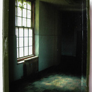 2nd_fl_hall_lg_card