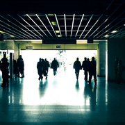 02_shadow_people_card
